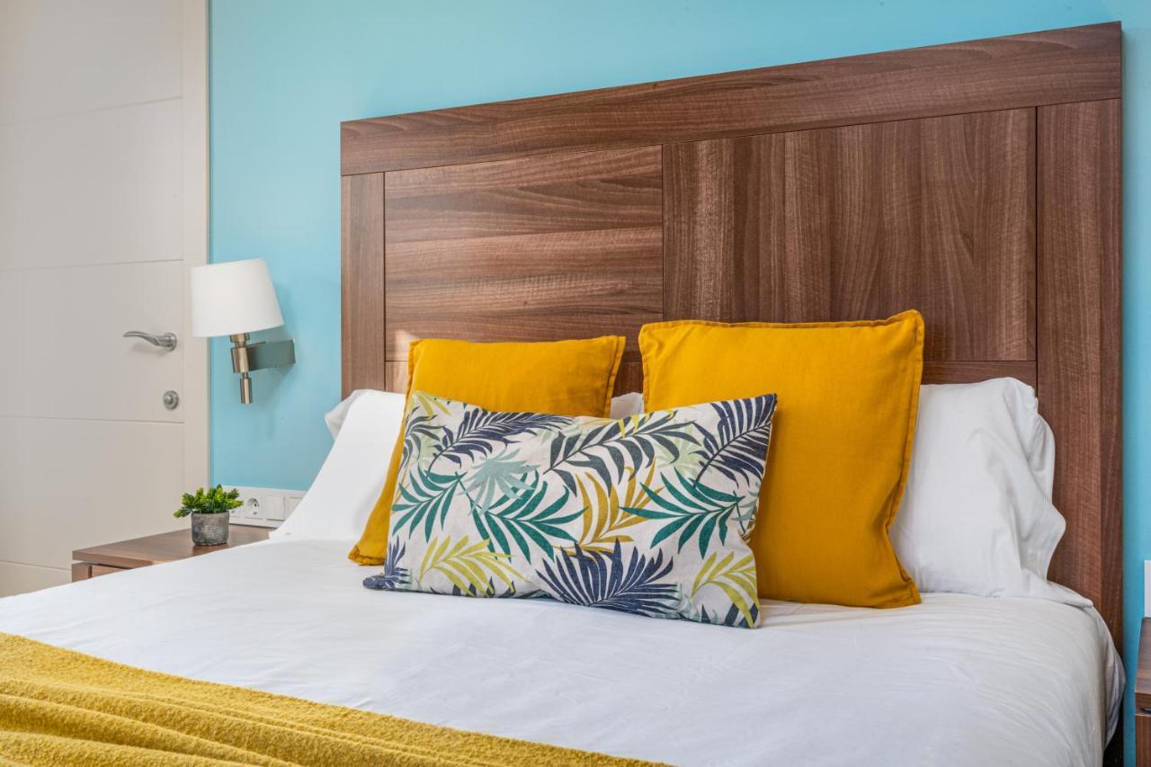Kronos On The Beach Suite 4 Барселона Екстериор снимка